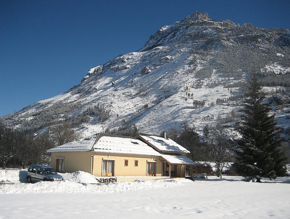 LʼArgentière-la-Bessée シャンブル ドット ラ ピエール ドラン Bed & Breakfast エクステリア 写真