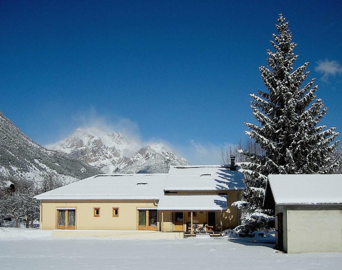 LʼArgentière-la-Bessée シャンブル ドット ラ ピエール ドラン Bed & Breakfast エクステリア 写真